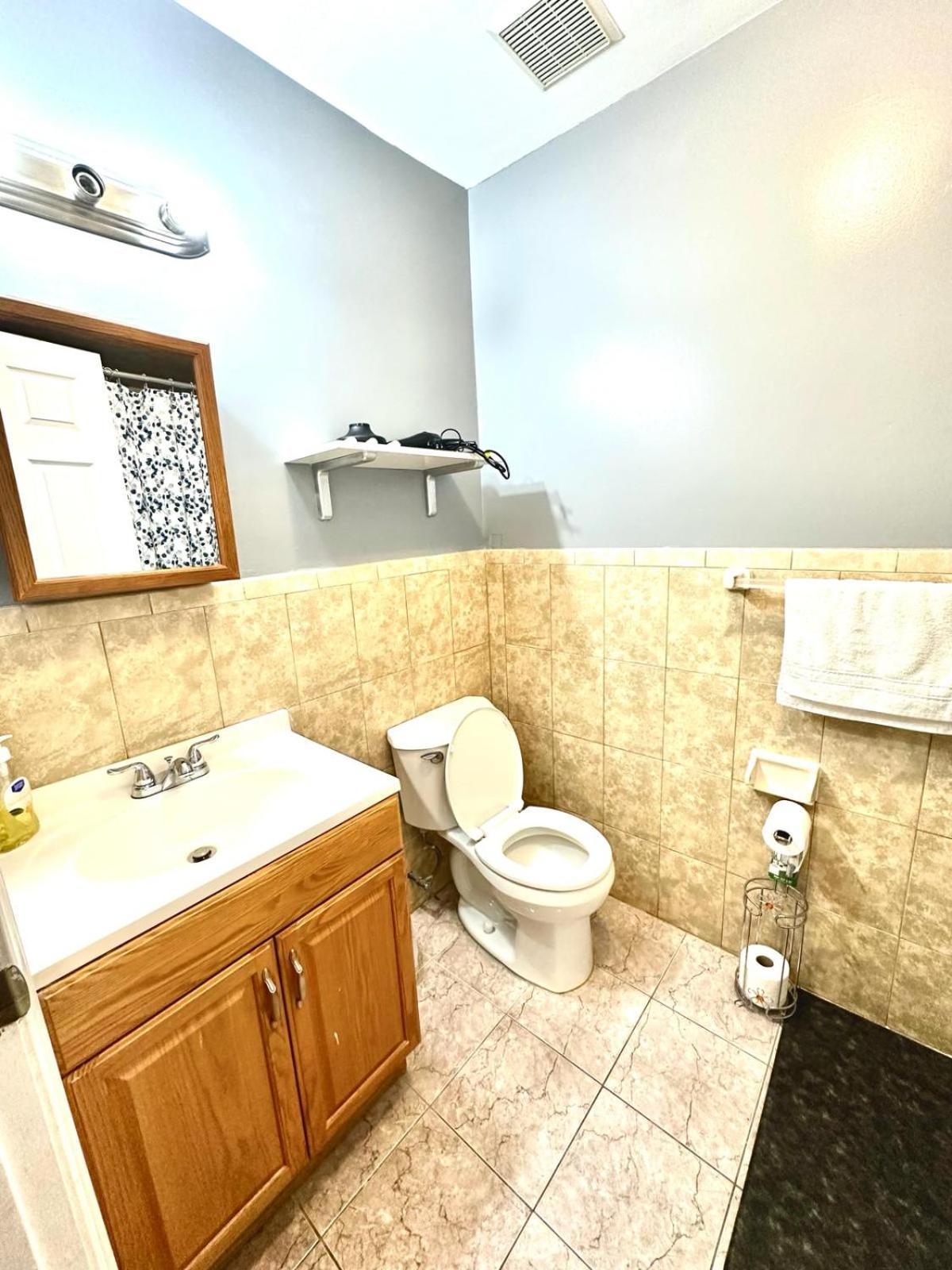 Divine Villa And Resorts 67 Sherman 5Mins To Ewr Airport And 4Mins To Penn Station Newark, 20Mins To New York Exteriör bild